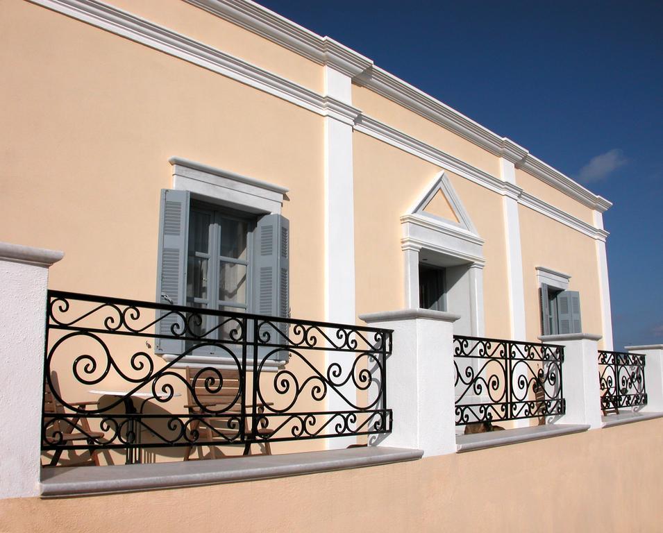 Donna'S House Santorini Hotel Pyrgos Kallistis Exterior photo